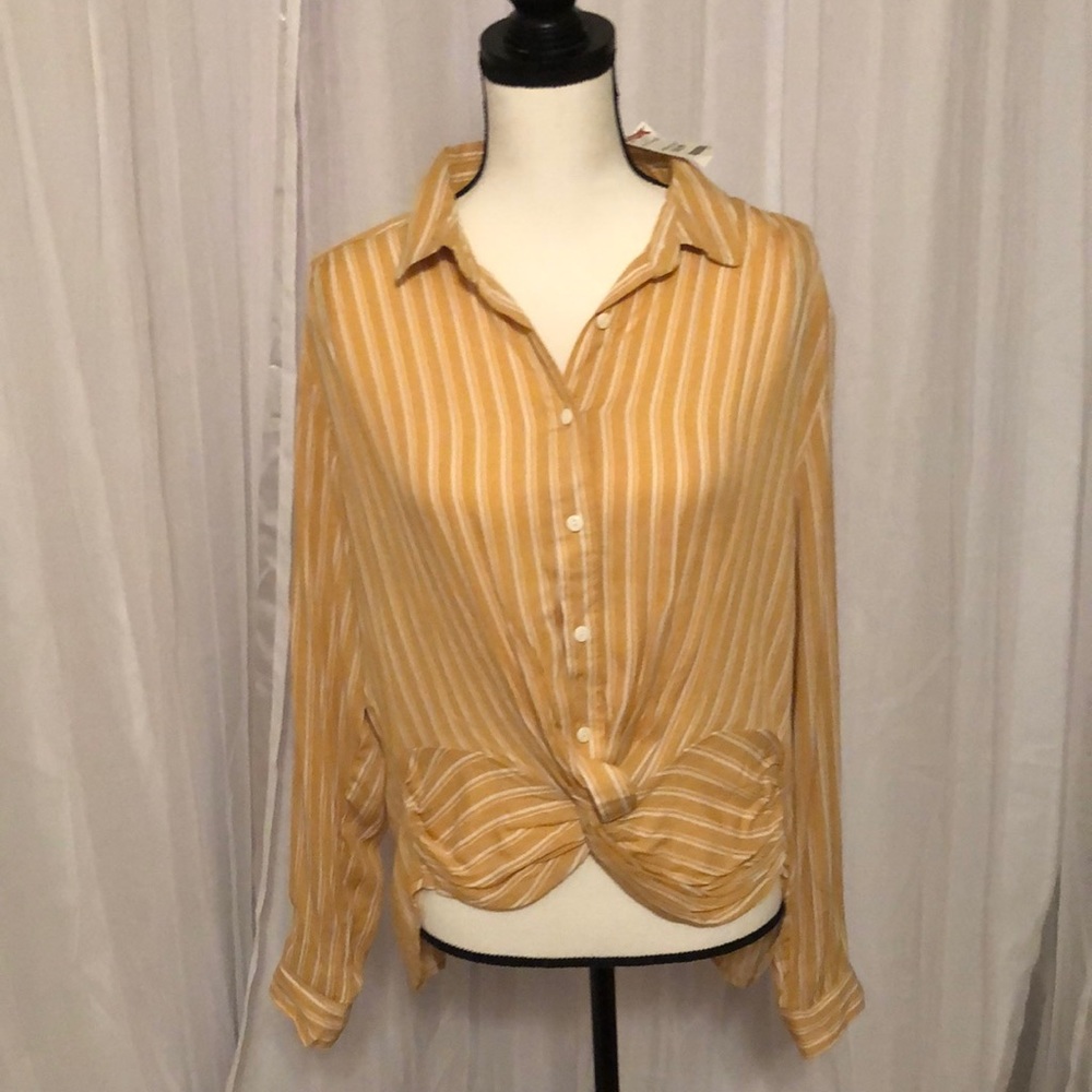 NWT Vanilla Star Mustard Colored with white stripe